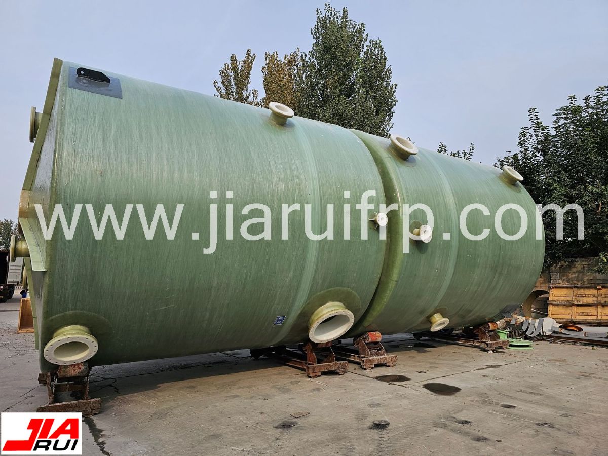 Thermoplastic lined GRP tank Thermoplastic lined GRP tank